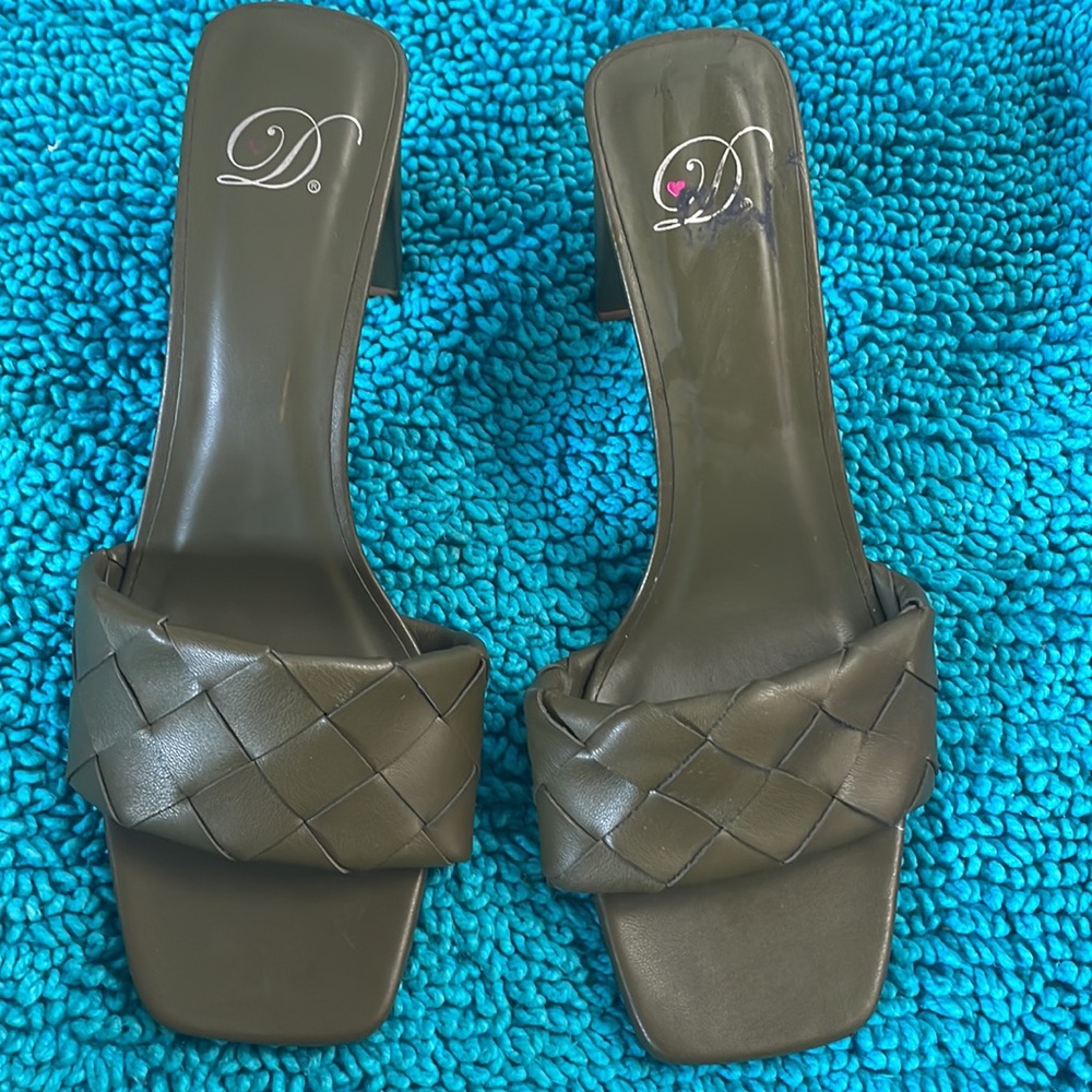 Olive Green Wedged open toed heels